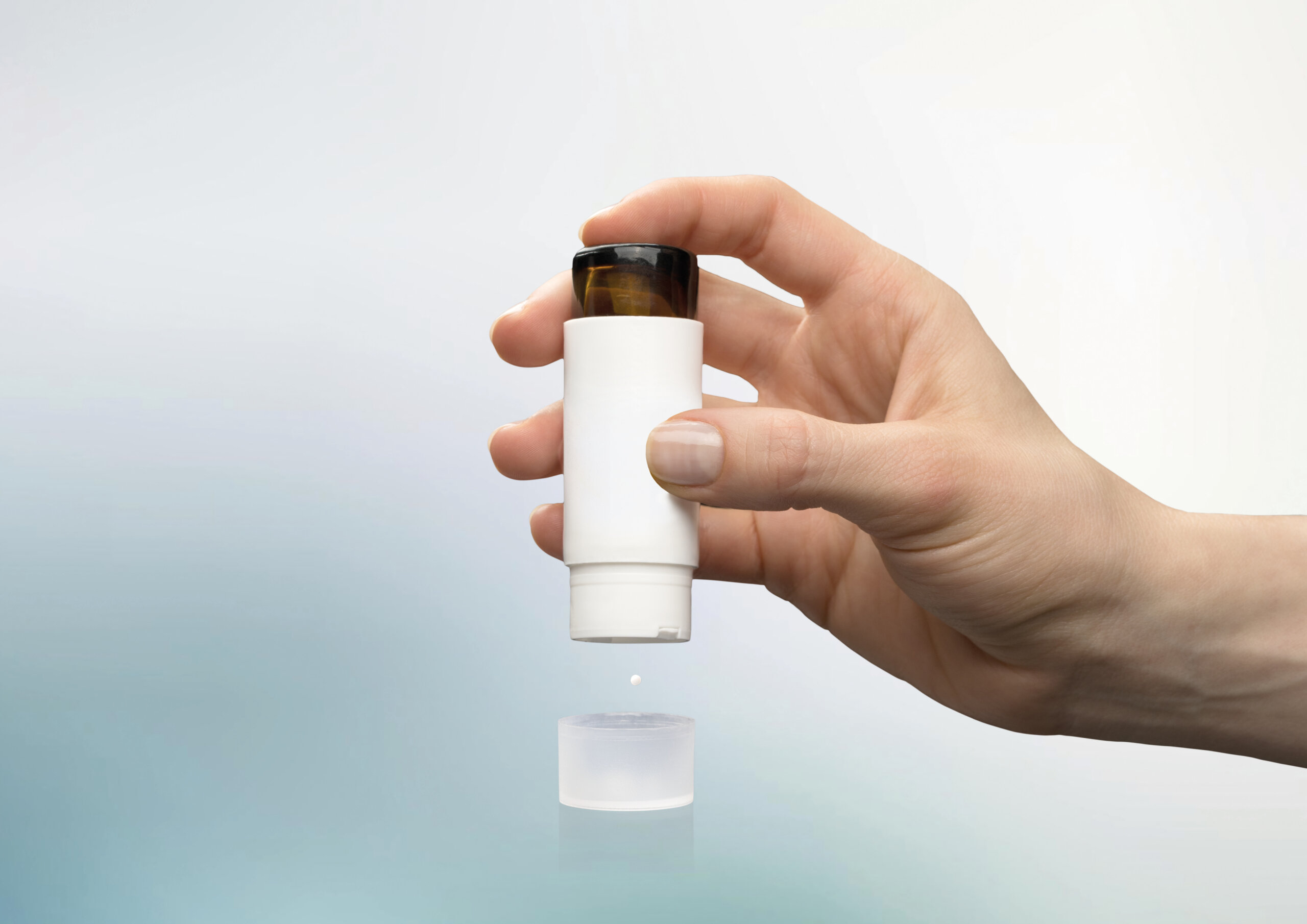 Decorative image - hand pellets dispenser scaled – 2024-04-12