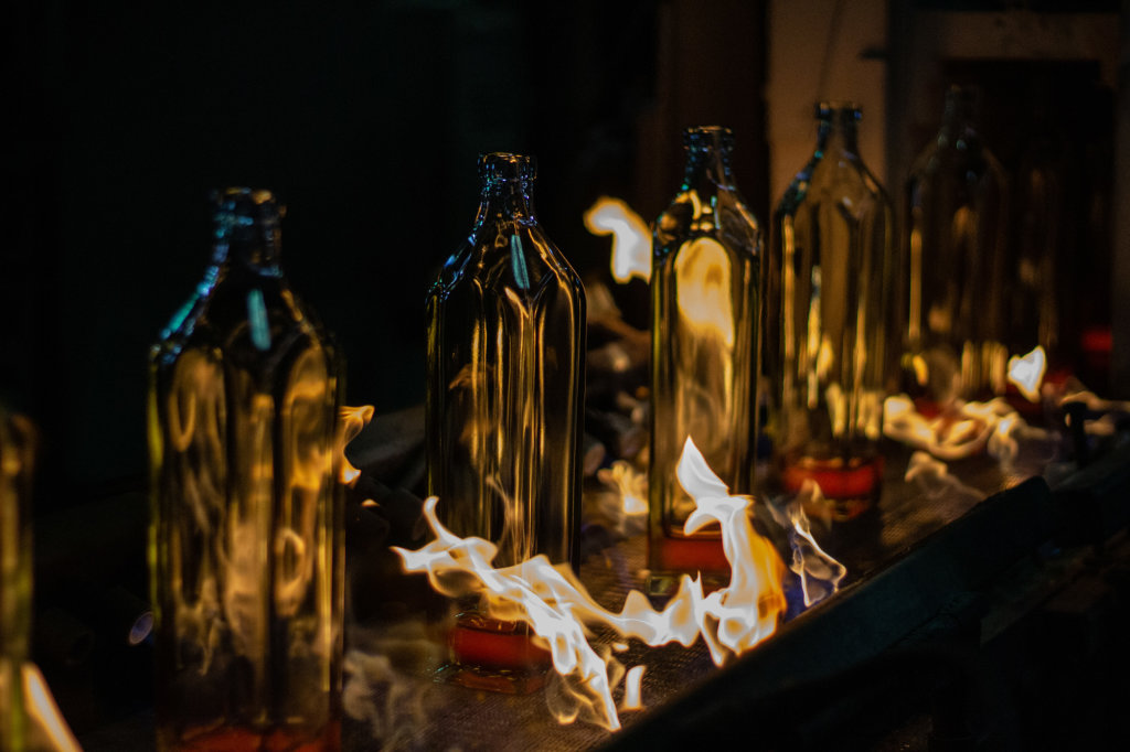 Spirit glass bottles production