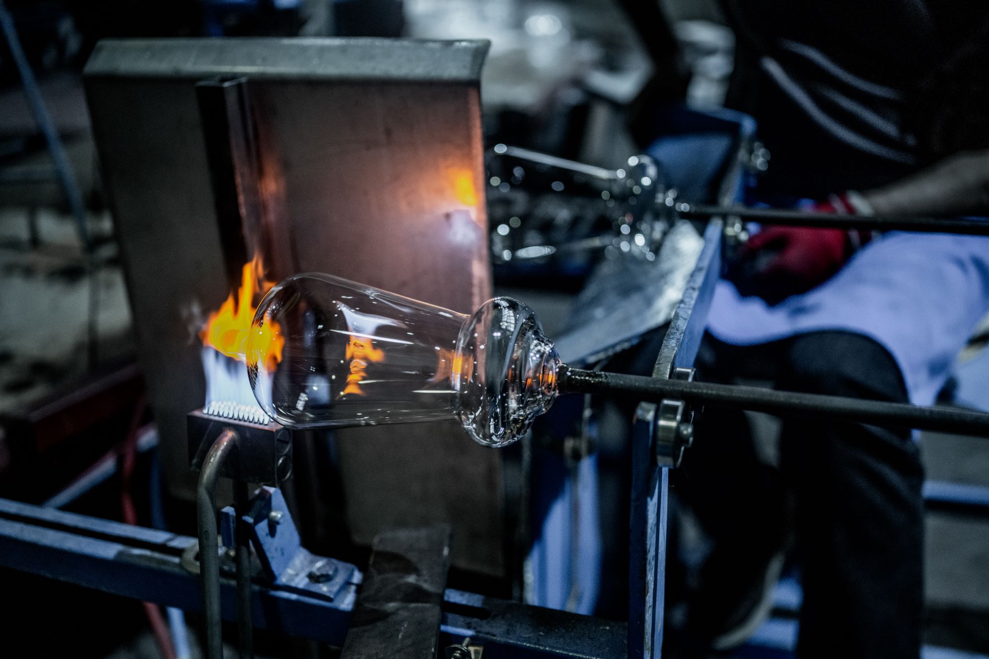 Glass artists at work