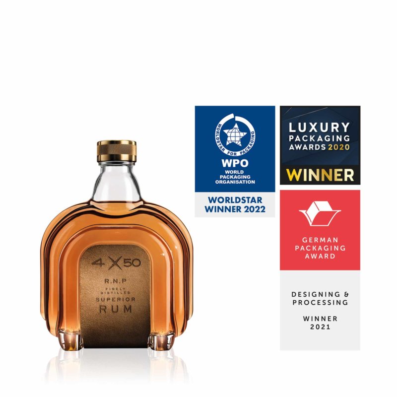 Awarded Stoelzle bottle 4x50 Premium Rum with winners logo